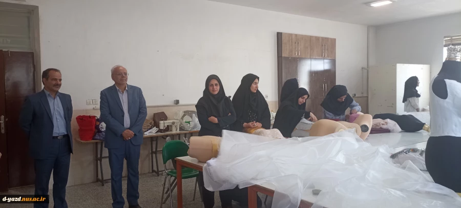 بازدید کارگروه تخصصی هیأت نظارت، ارزیابی و تضمین کیفیت دانشگاه یزد از آموزشکده ملی مهارت دختران یزد

 2