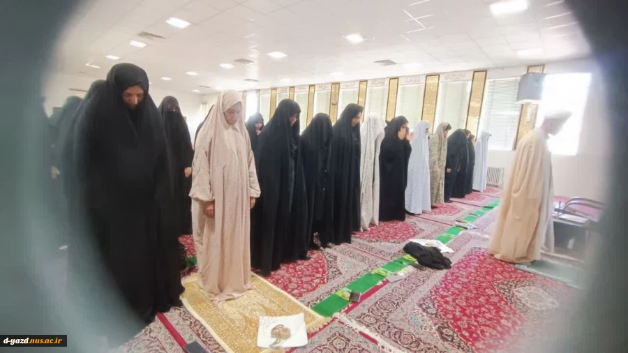 بزرگداشت سالگرد شهید رییسی در آموزشکده ملی مهارت دختران یزد 4